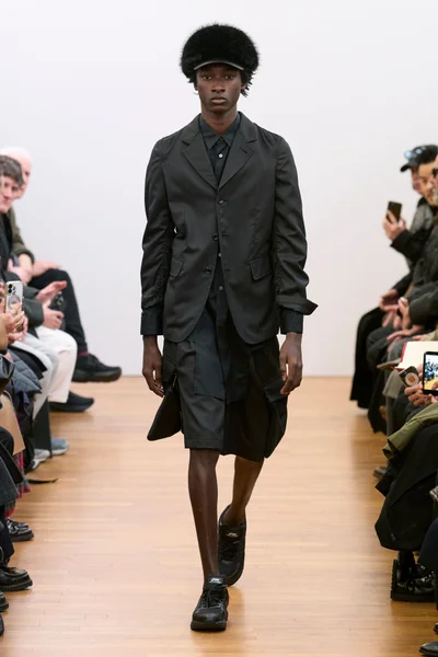 Look 1